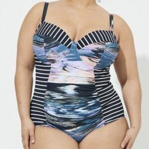 Torrid Slim Fix Underwire One Piece Swimsuit, plus size 6x DD/F New!